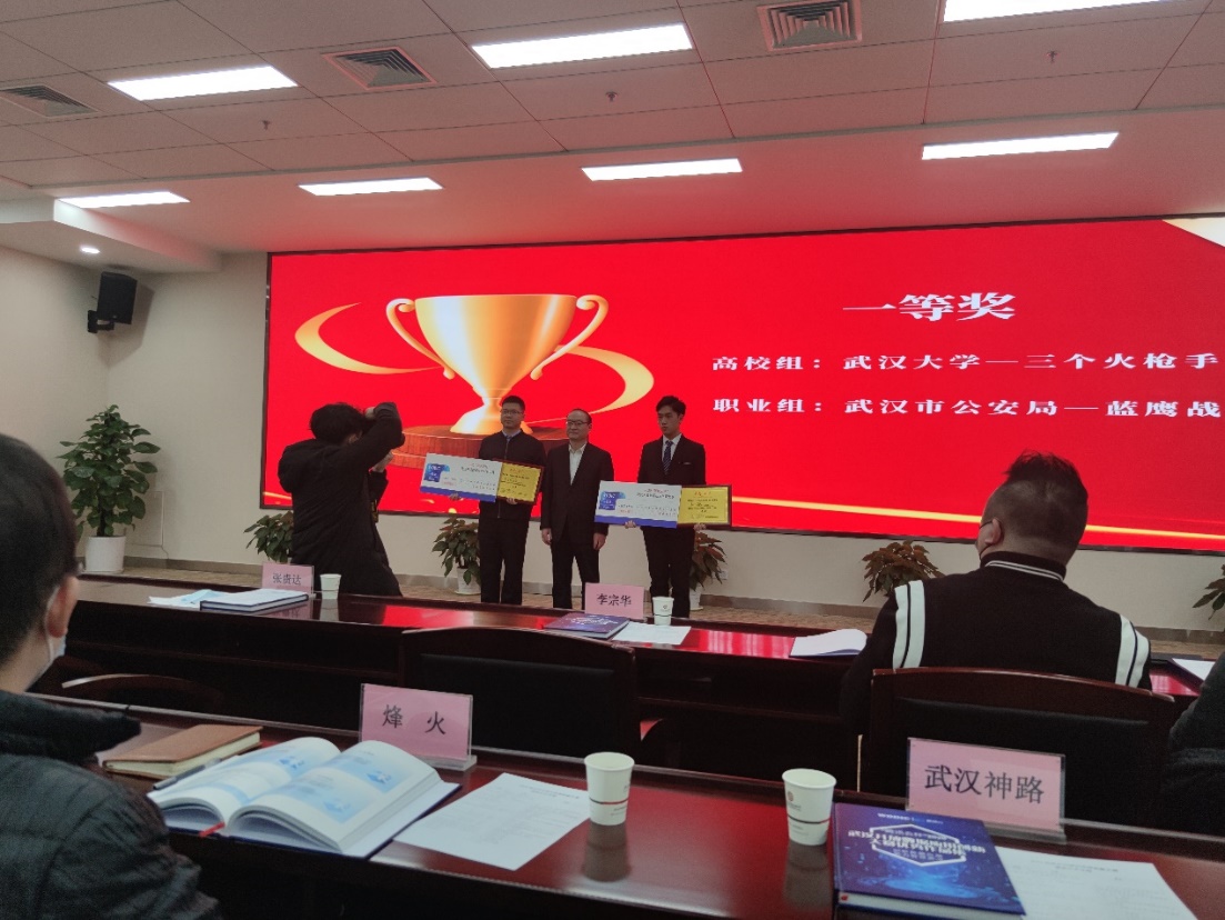 clip_image003.jpg clip_image003.jpg