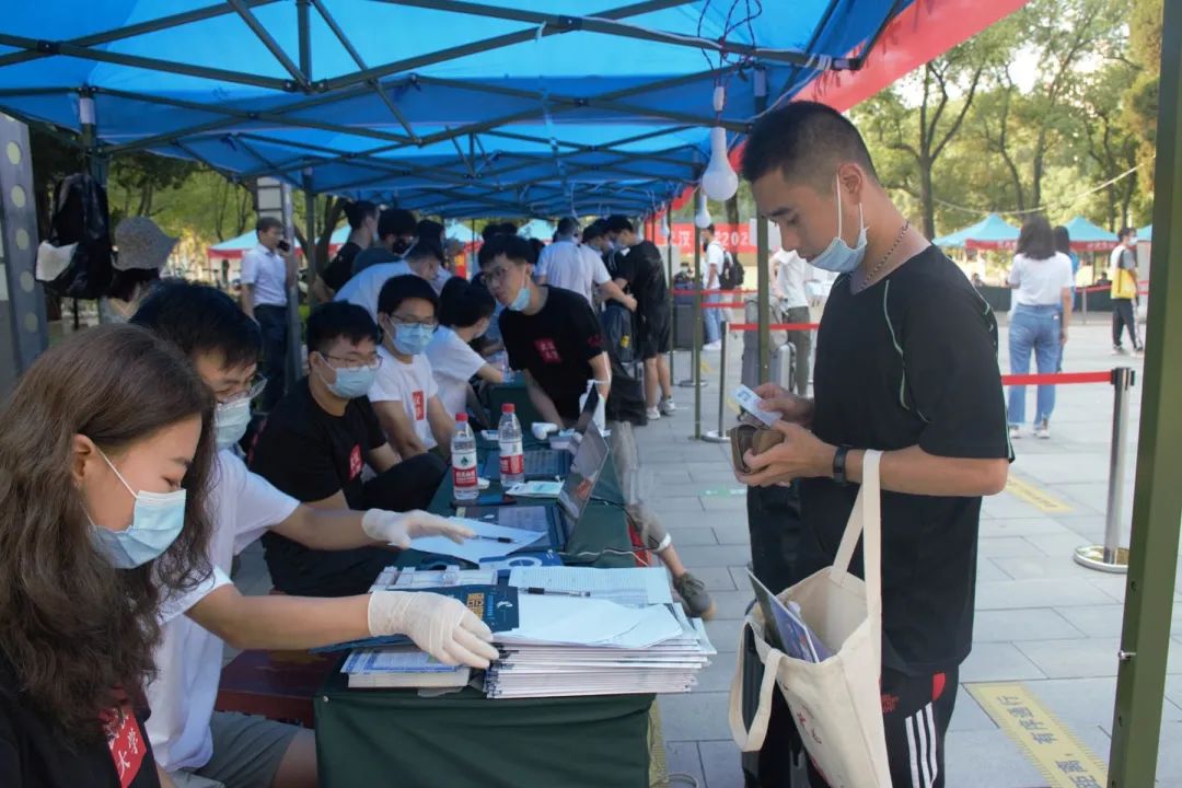 clip_image003.jpg clip_image003.jpg