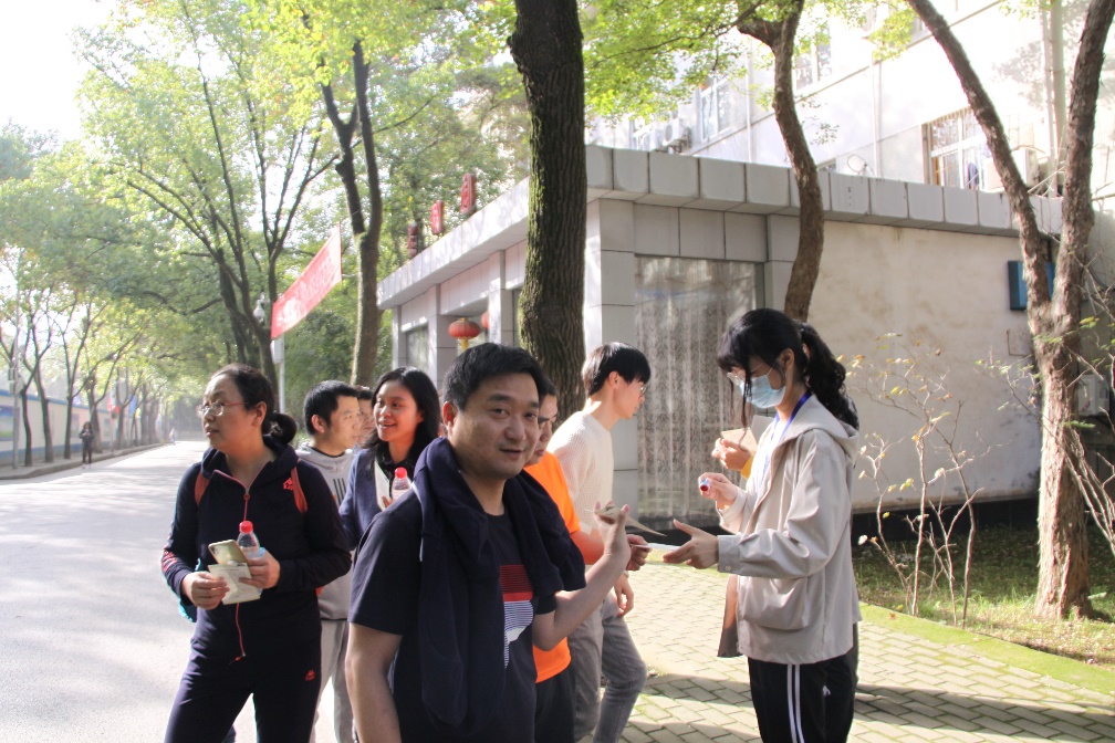 clip_image015.jpg clip_image015.jpg